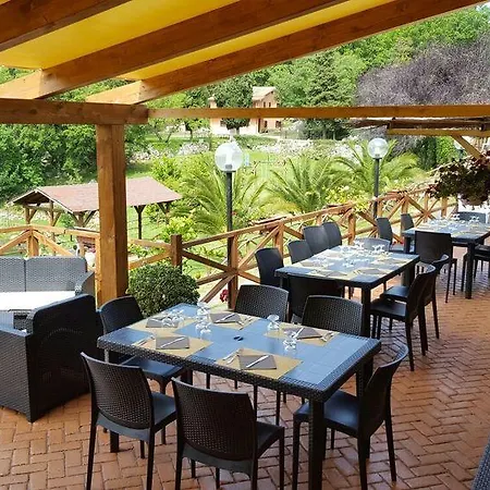 Le Cannucceta Farm stay *