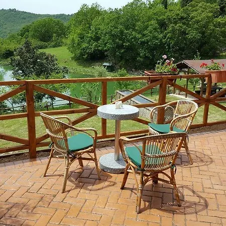 Le Cannucceta Farm stay *